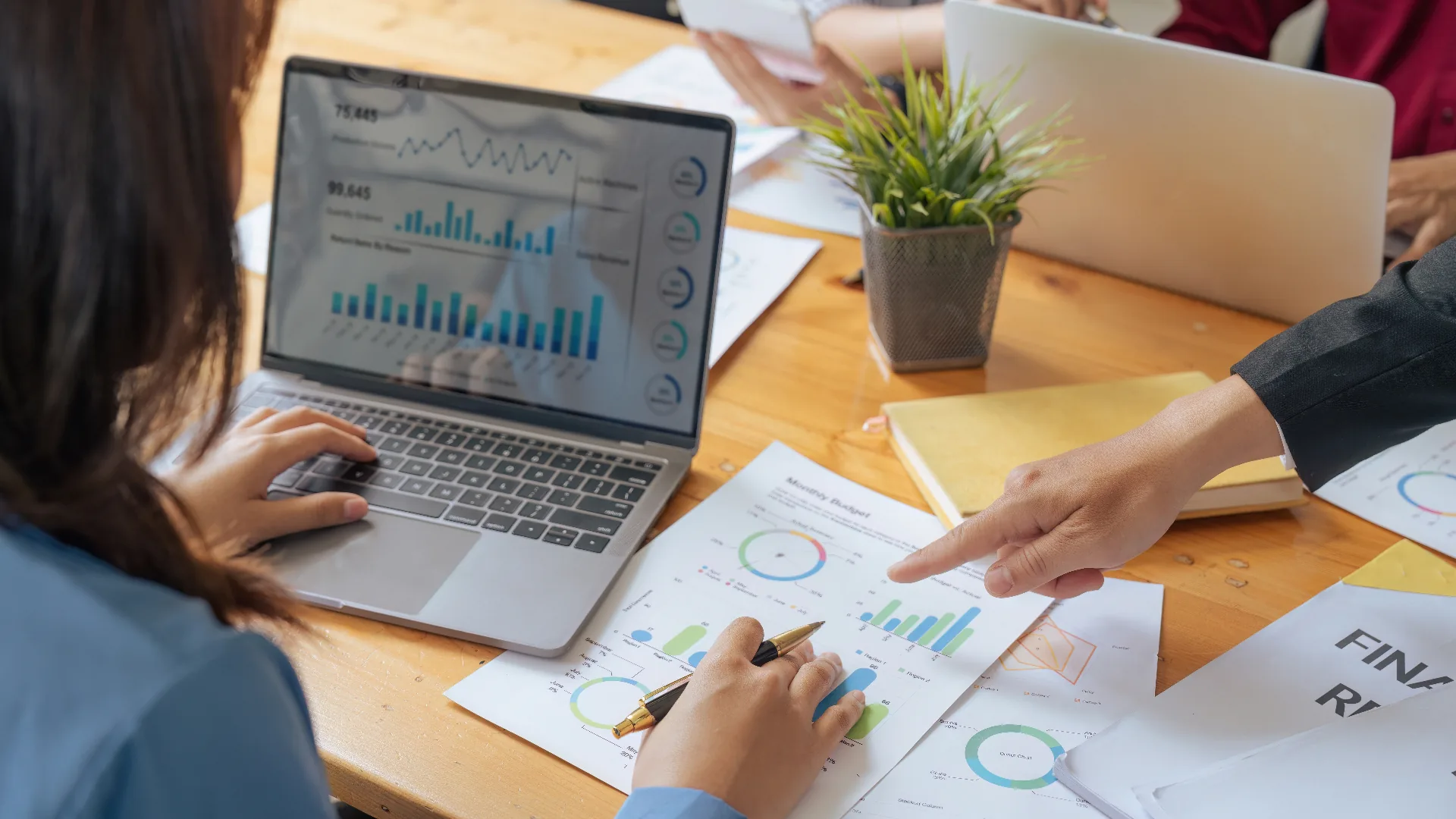 Restaurant Analytics & Reporting